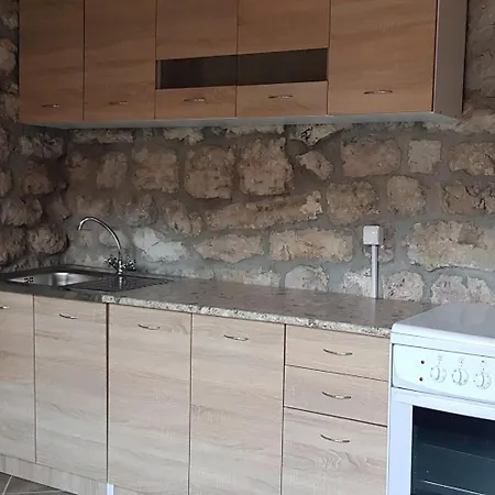 Vikendica Njegusi Cetinje Semesterbostad